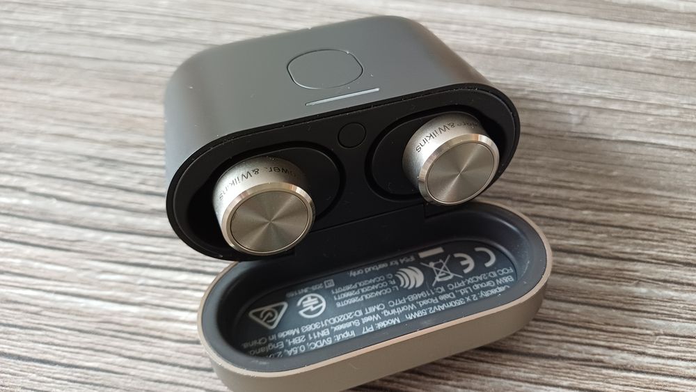 Słuchawki Bowers & Wilkins ip7