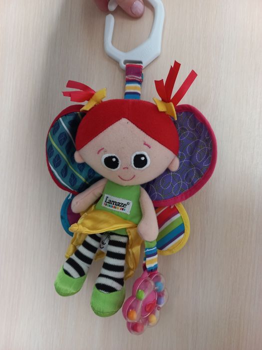 LAMAZE Красива лялька Фея метелик М'яка плюшева шуршалка для коляски.
