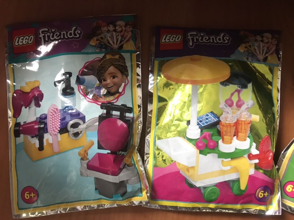 Колекційне Lego Friends котик кролик песик дельфін