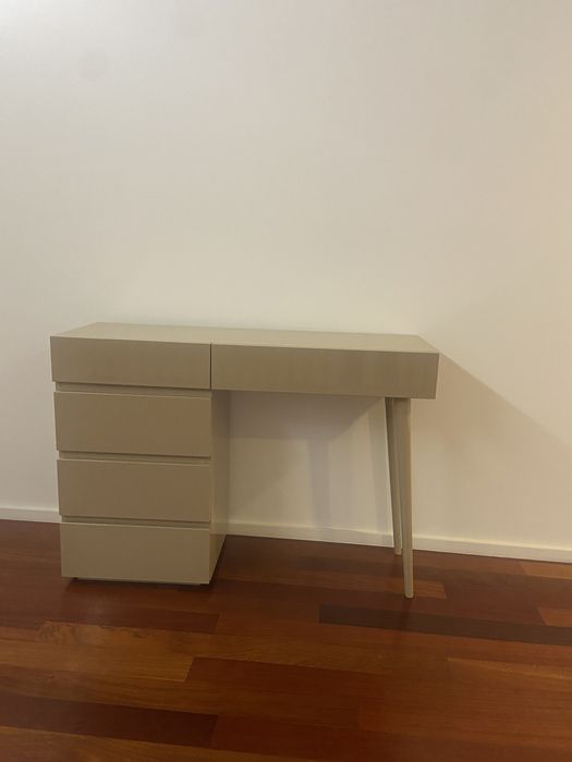 Consola/ toucador / secretaria