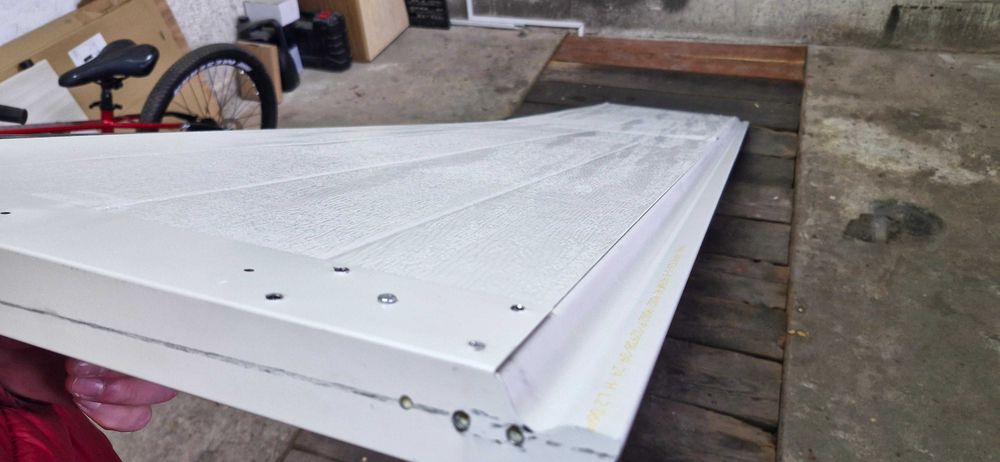 panel bramy garażowej