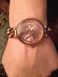 женские наручные часы Michael Kors