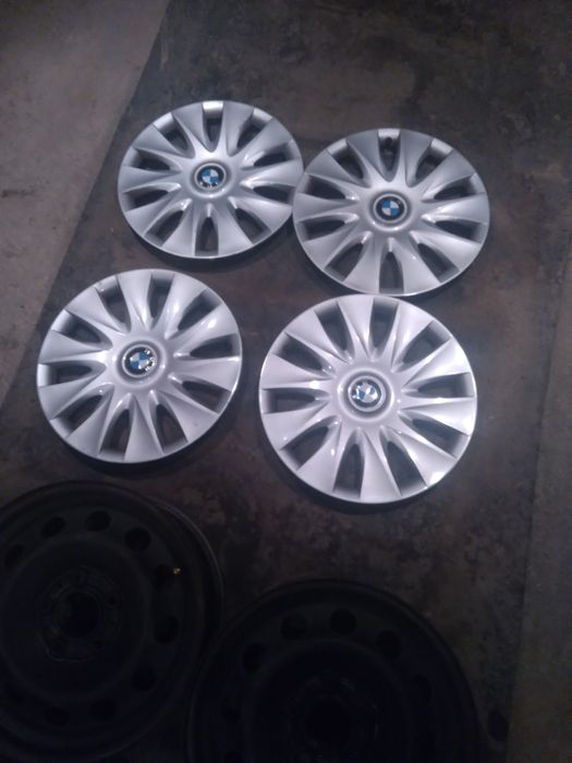 Диски R16 на бмв е46 оригінал, ковпаки.