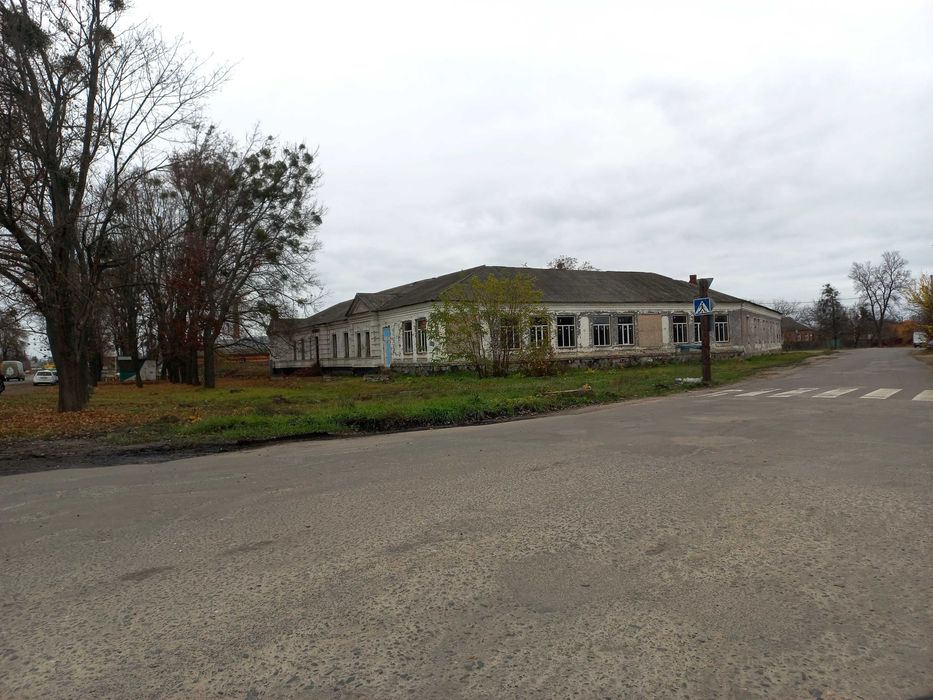 Продаж приміщення під комерцію/виробництво/склад