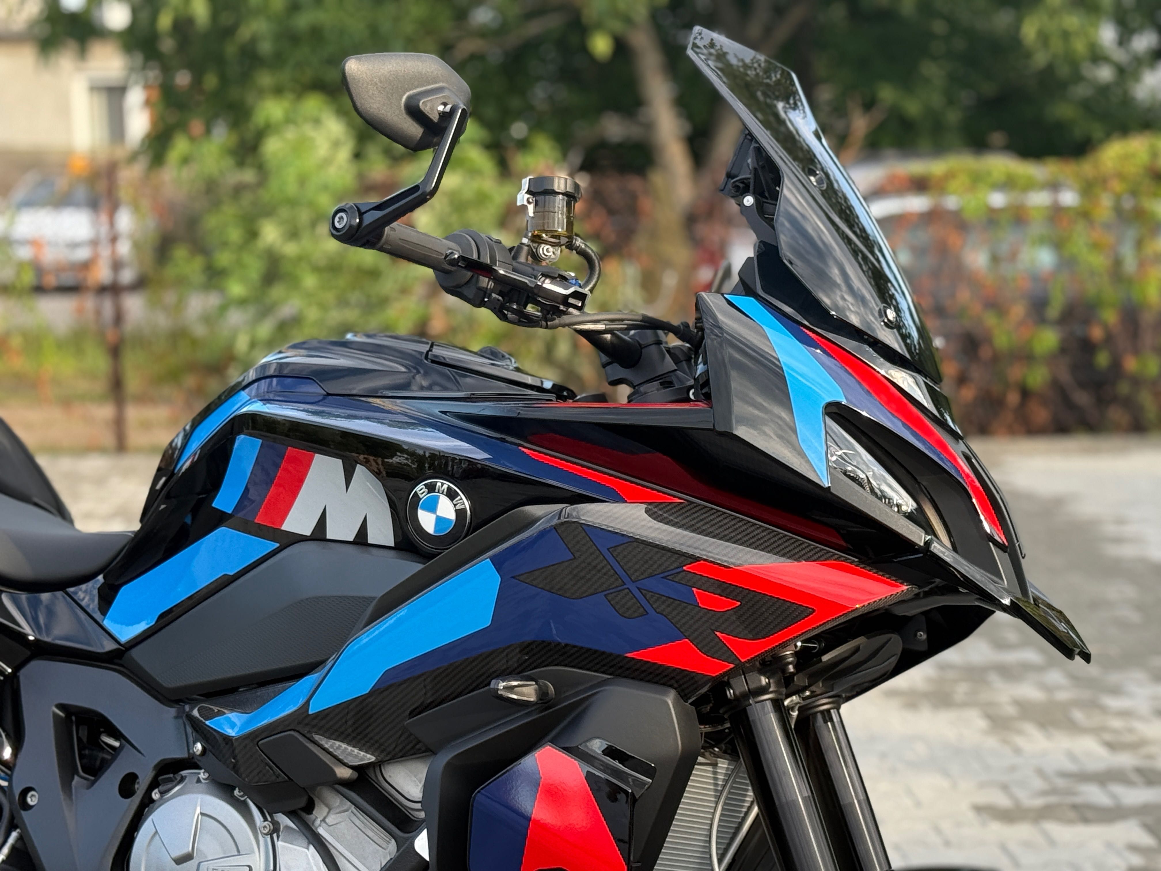 BMW M 1000 XR - Wypożyczalnia Wyjątkowych Motocykli - Warszawa
