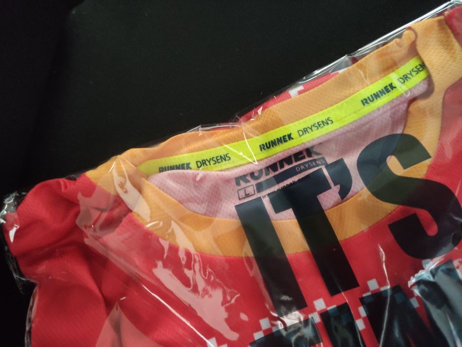 Camisola  corrida grande prémio natal 2025 - L - nova