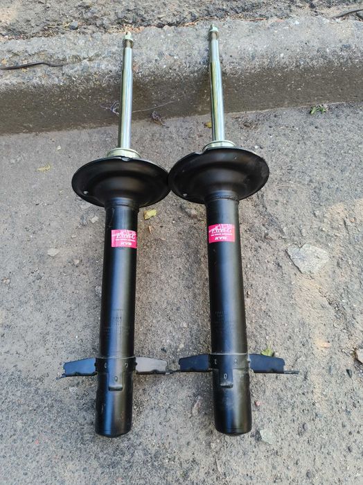 Передние стойки  новые