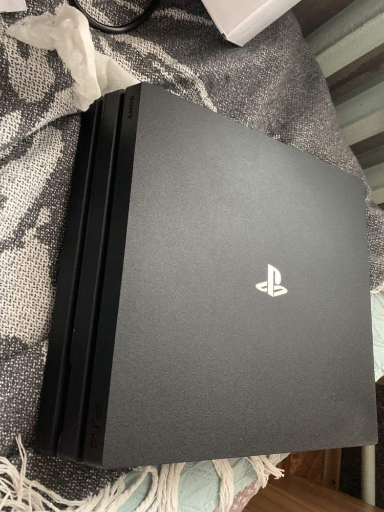 Приставка Sony Ps4 Pro 1Tb, найновіша ревізія