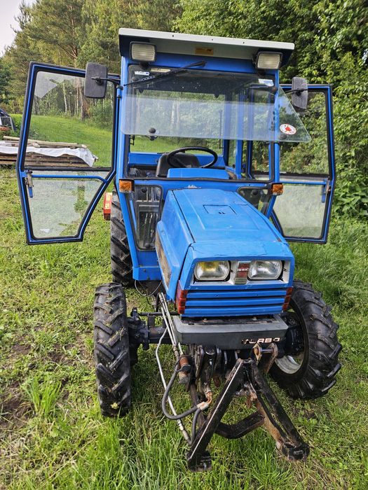 ciągnik sadowniczy kom. ISEKI 4x4 4050 Turbo 40KM rewers 2 x TUZ + WOM