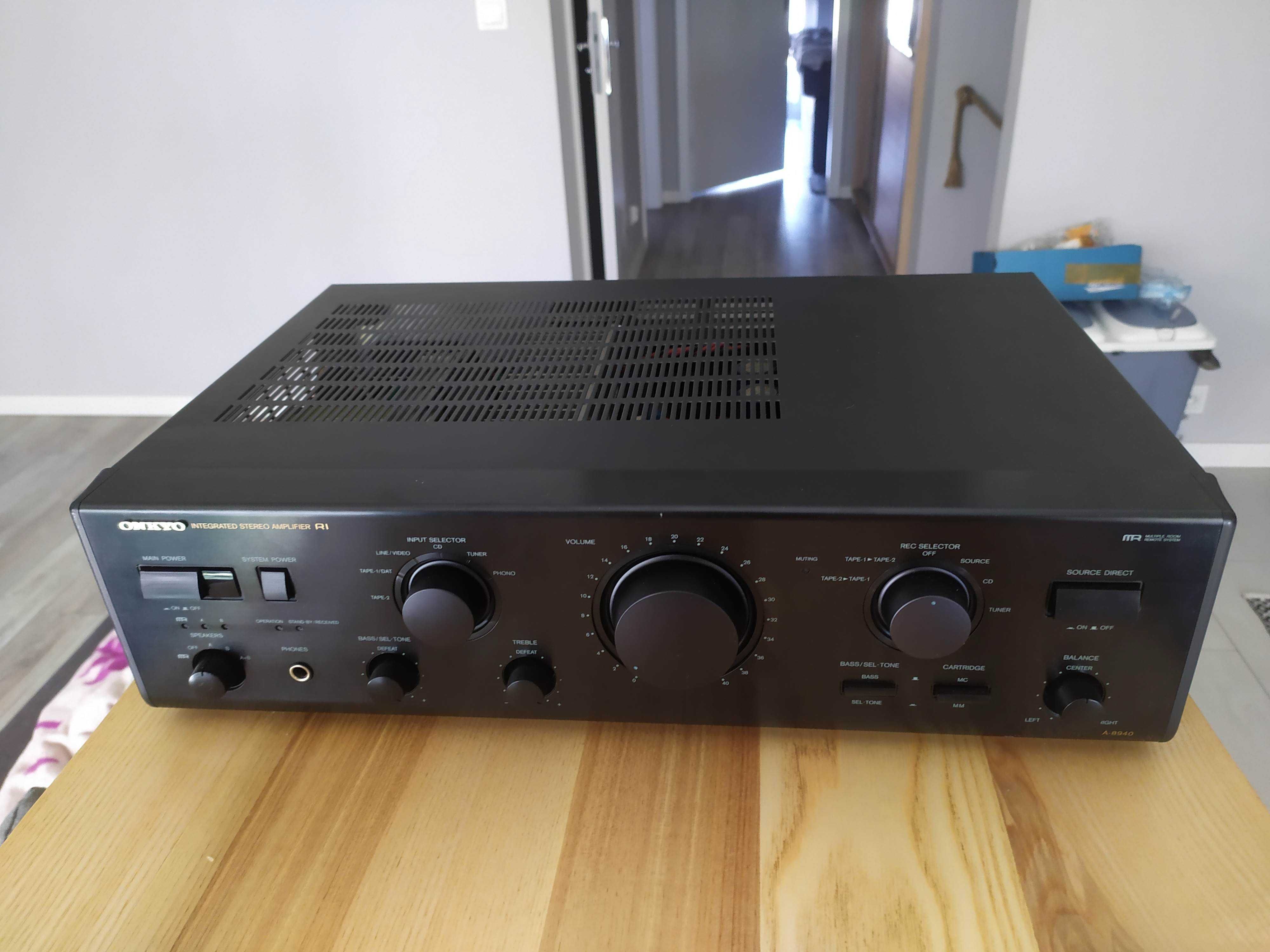 Wzmacniacz Onkyo A 8940