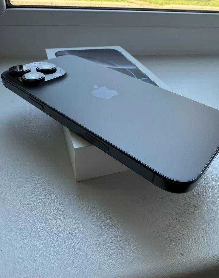 iPhone 16 Pro Max 256 ГБ