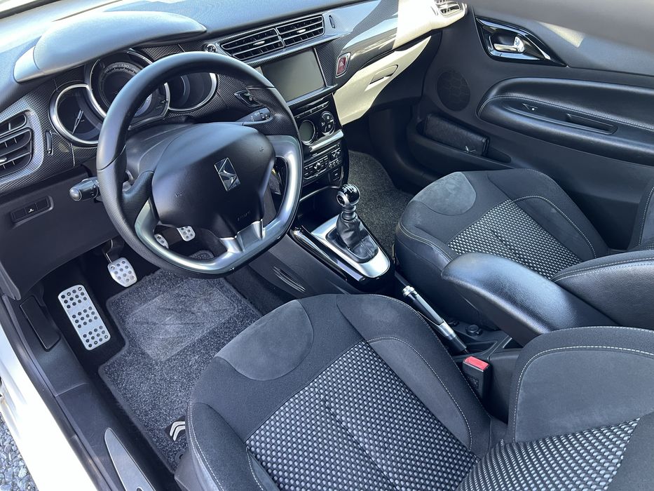 Citroen ds3 1.6 benzyna 2011.  Bogata wersja!