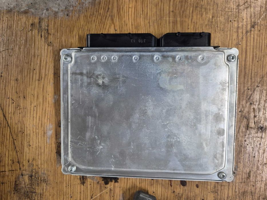 audi a4 b7 1.8t bfb quattro sterownik silnika me 7.5 518AQ