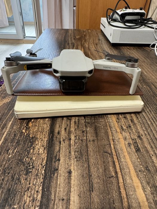 Квадрокоптер DJI