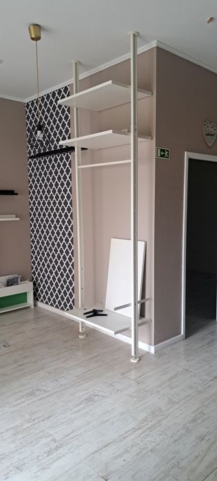 Roupeiro aberto Ikea