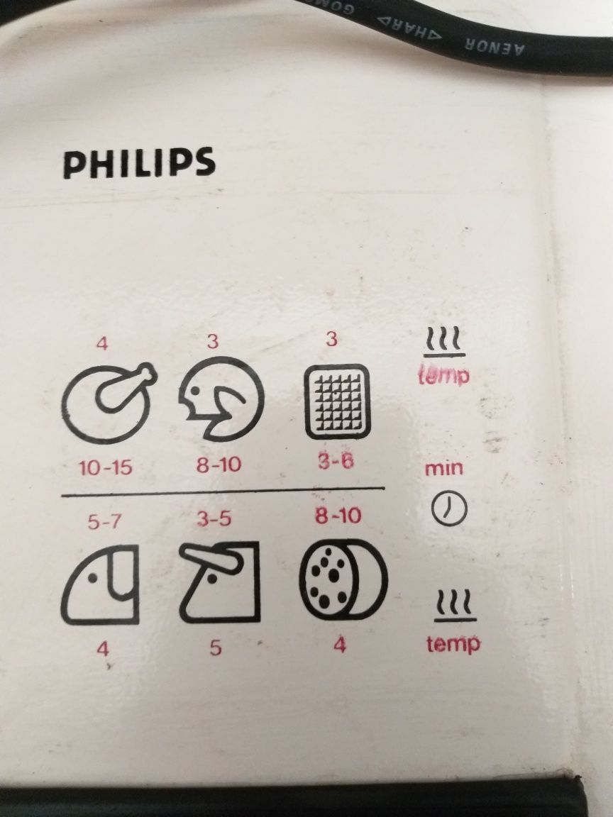 Prença nova PHILIPS 1600W impecável muito boa para casa familiar.