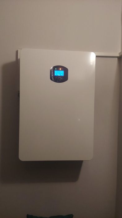 Зарядна станція, Резервна електростанція,  джерело живлення