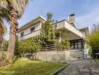 Moradia T8 com piscina em Alvalade, Lisboa