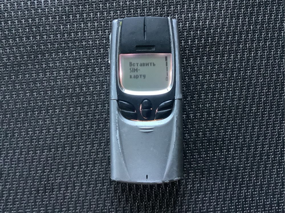 Вінтажний коллекційний мобільний телефон Nokia 8850,титановий корпус