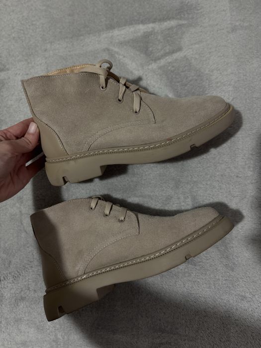 Жіноче взуття