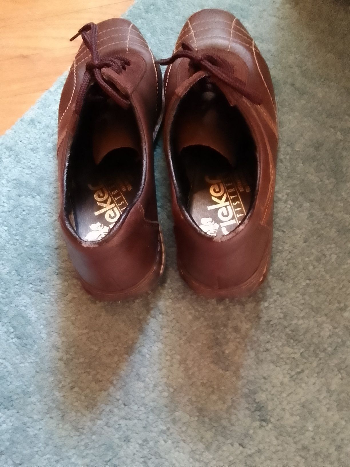 Skórzane buty damskie Rieker