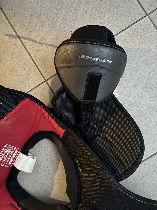 Narramienik Hokejowy Bauer Vapor X900 lite Jr