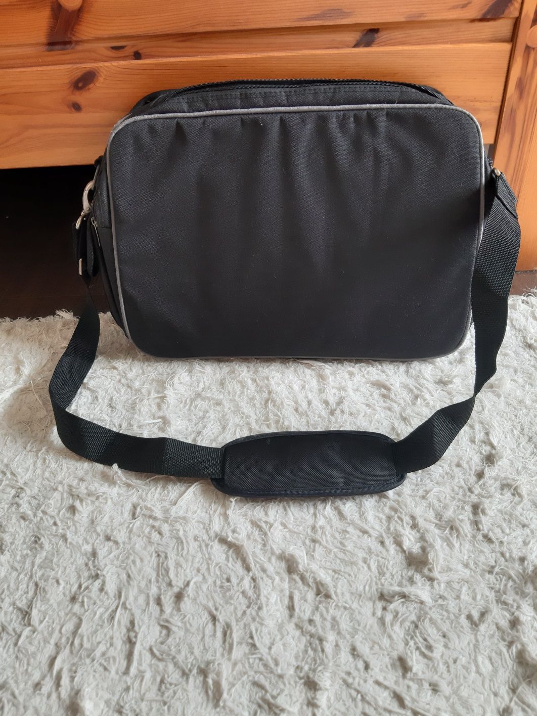 Torb na laptopa przekrój 41 cm