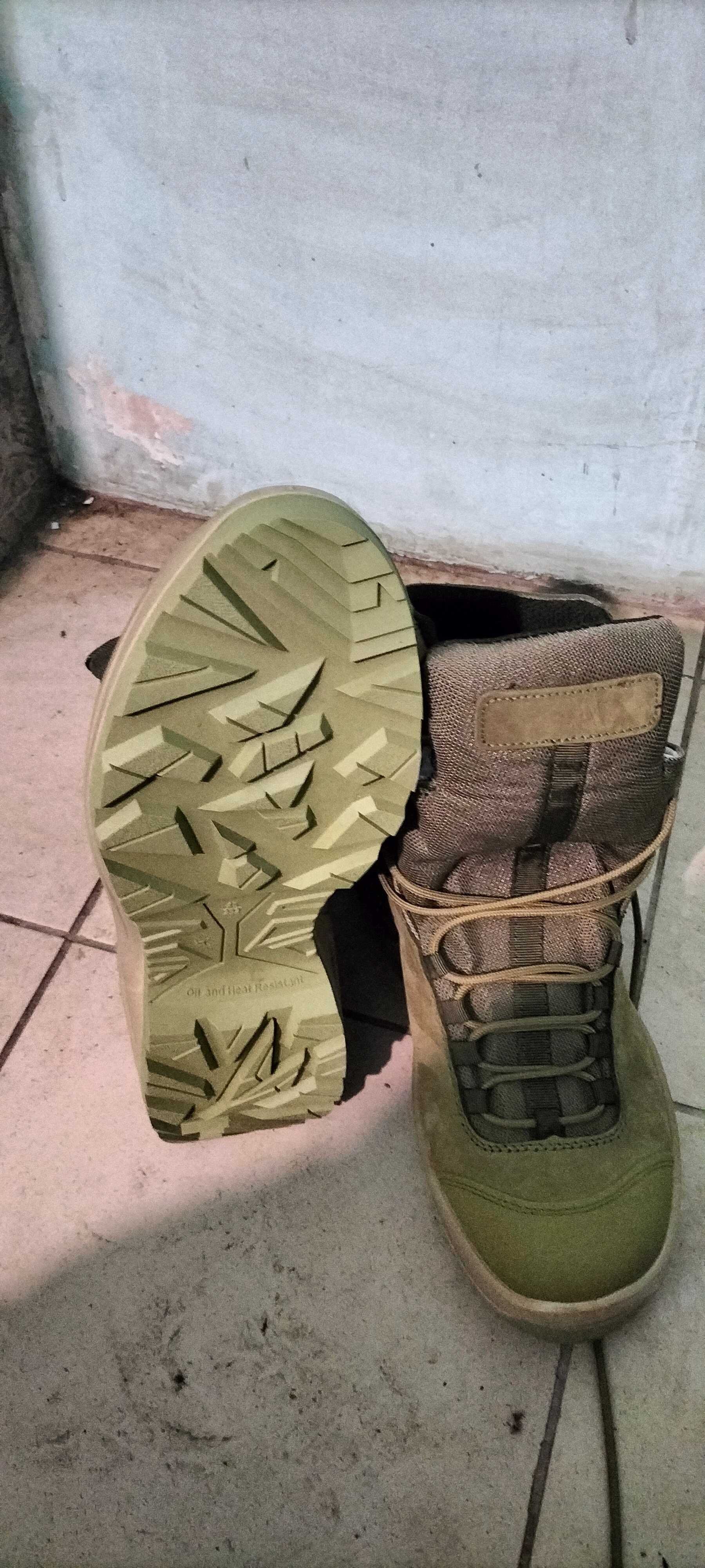 Чоловічі черевики 45 розмір