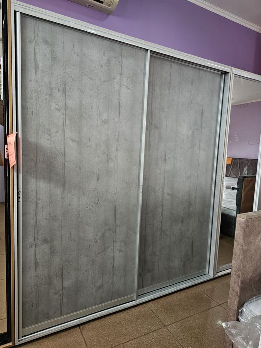 Шкаф-купе в наличии и под заказ