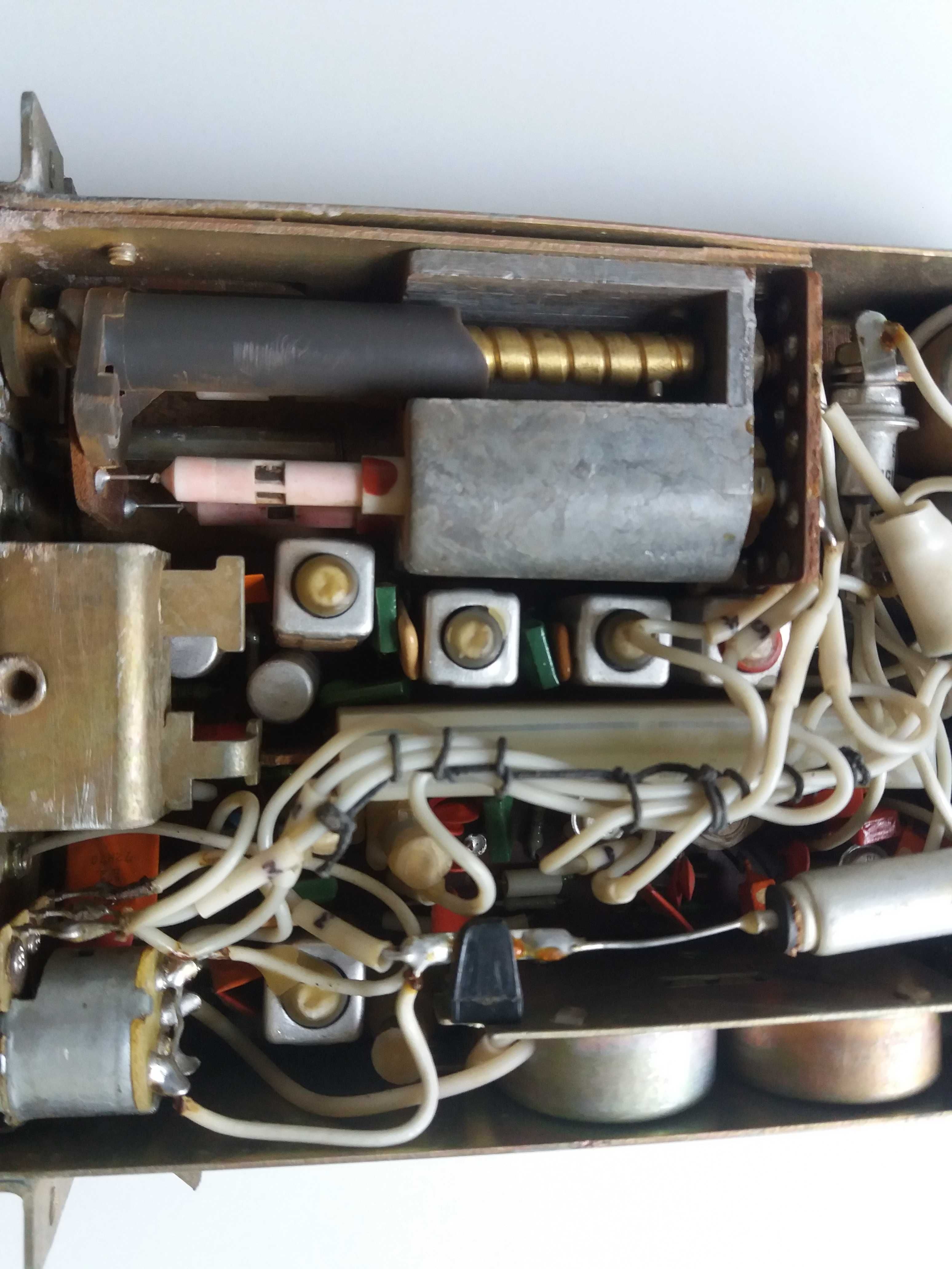 Винтажный авто приемник А-370