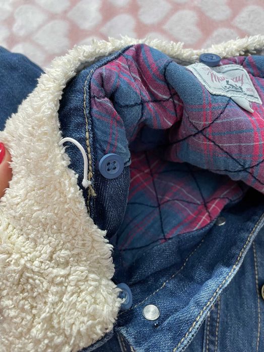 Kurtka dżinsowa katana z odpinanym kożuszkiem 9 lat 134 cm