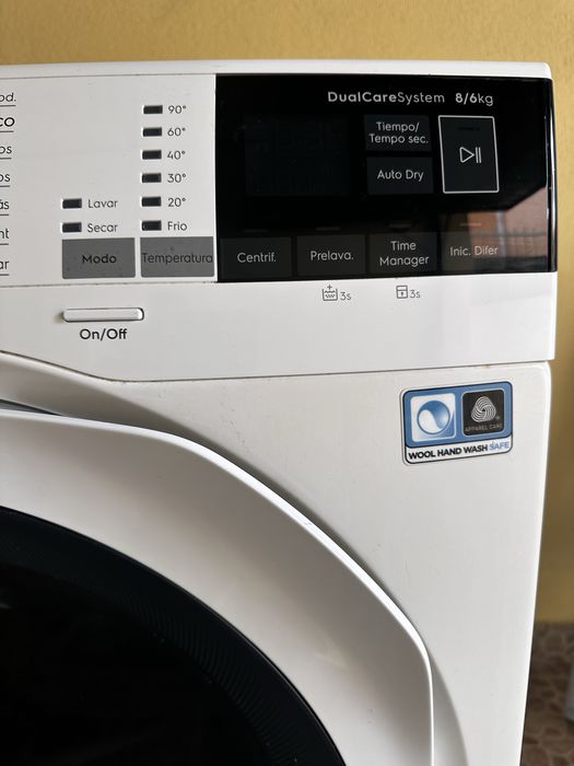 Maquina lavar e secar roupa Electrolux