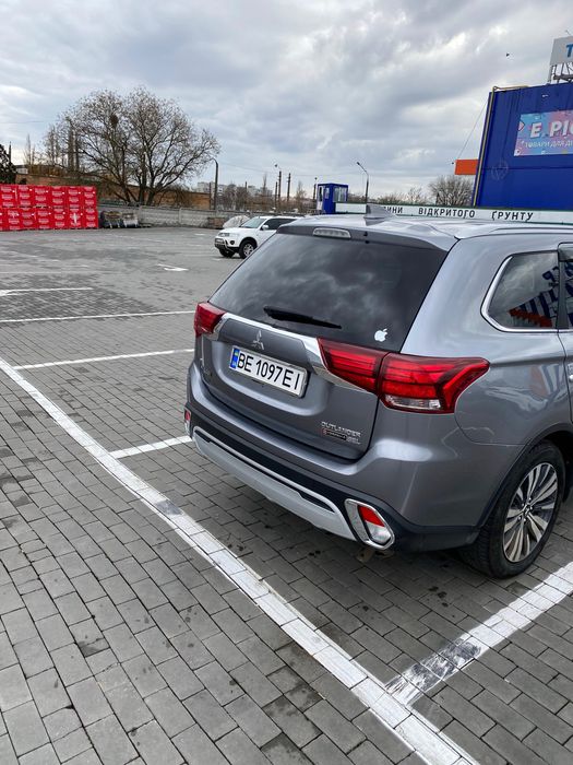 Mitsubishi Outlander sel 18-19 год