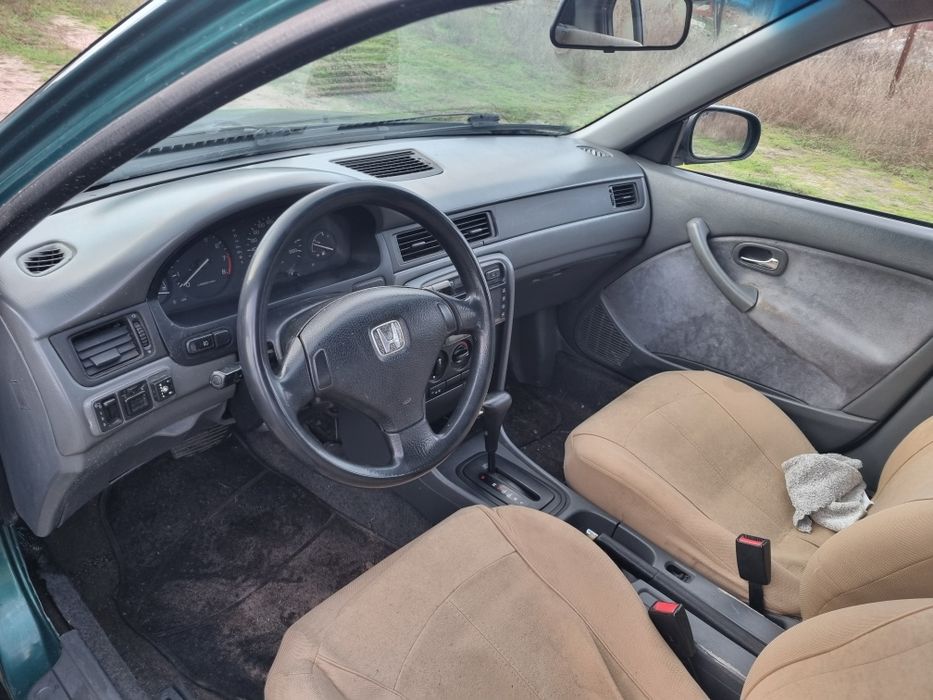 Продам Honda civic (avtomat)