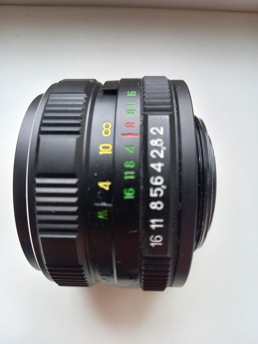 Об'єктиви HELIOS-44M-6 та HELIOS-44-2 , б/в.