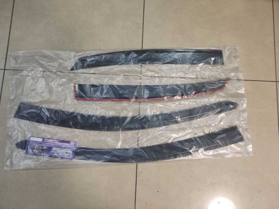 Дефлекторы на боковые стёкла Ford Focus