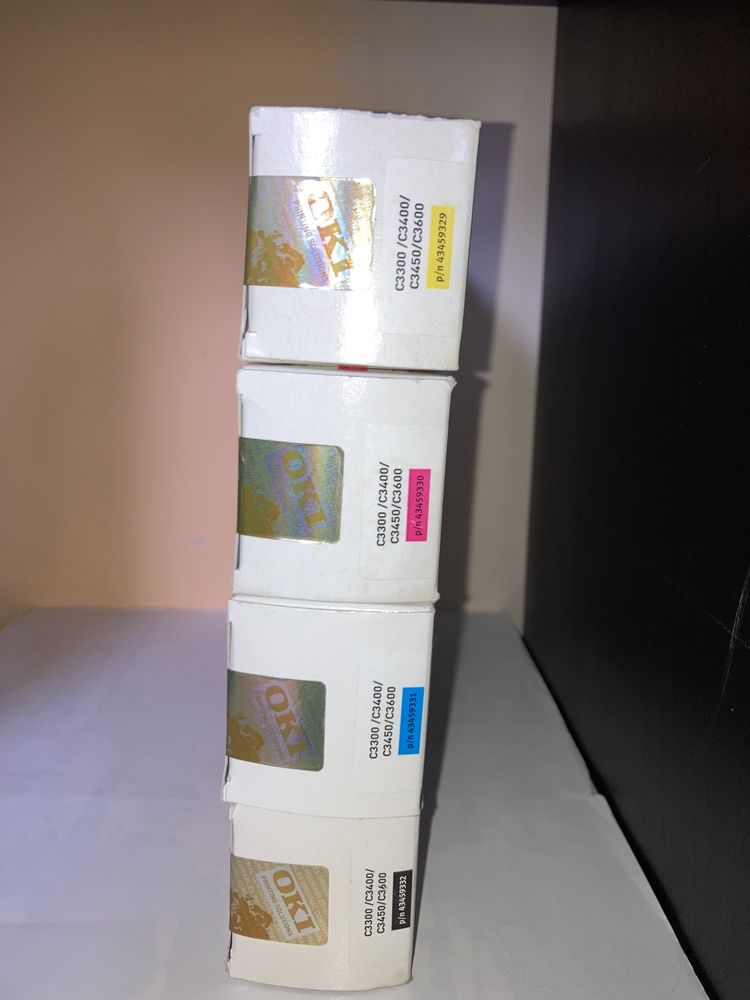 genuine toner cartridge oki czarny, magenta, żółty, niebieski