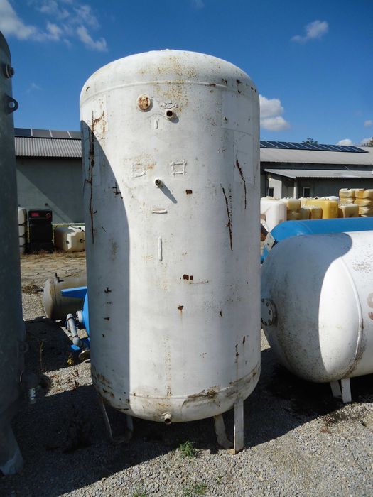 Zbiornik hydrofor bufor stalowy 2700 litrów stojący 15 bar ścianka 6mm