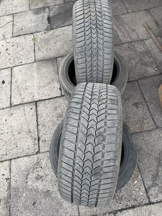 Opony zimowe Dębica Frigo HP2 225/45 r17
