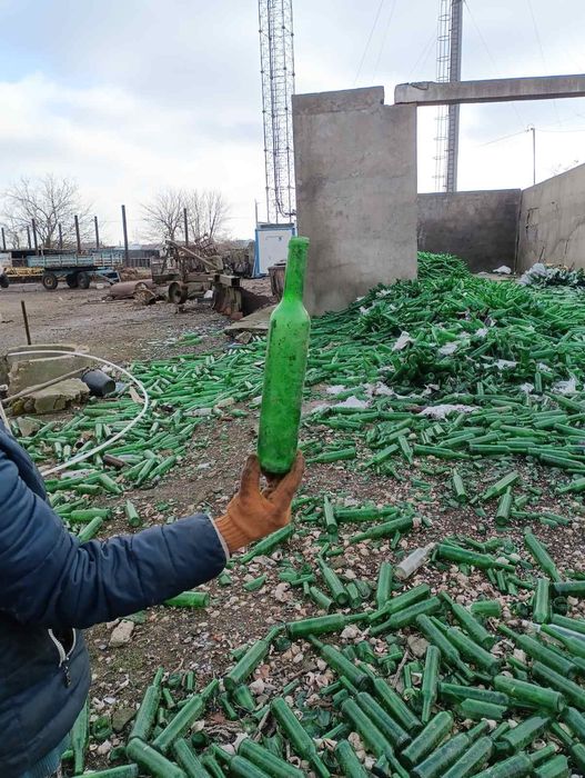 Отдам бесплатно бутылку