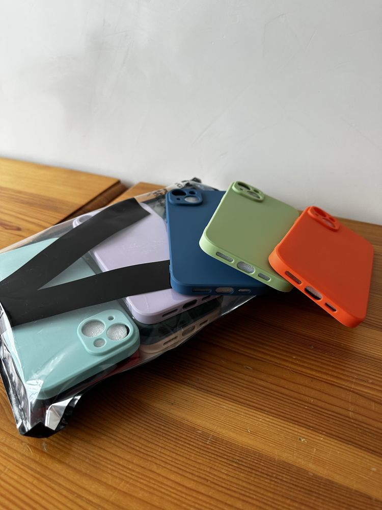 iPhone 15 plus 10x Case zestaw - 5 PLN sztuka !
