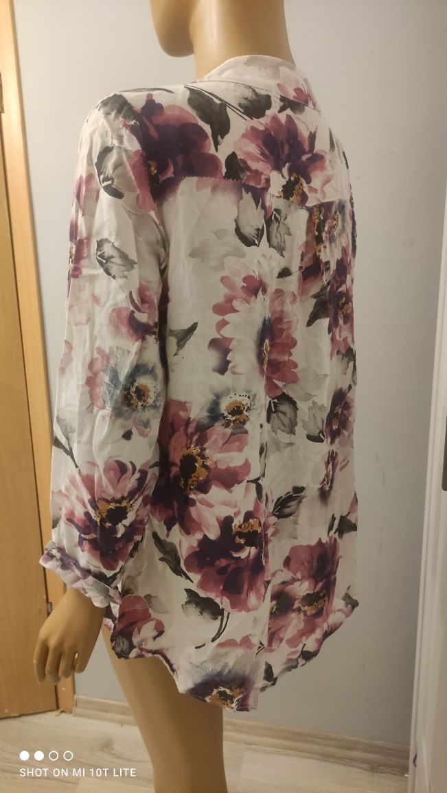 Szaro fioletowa bluzka z motywem kwiatowym