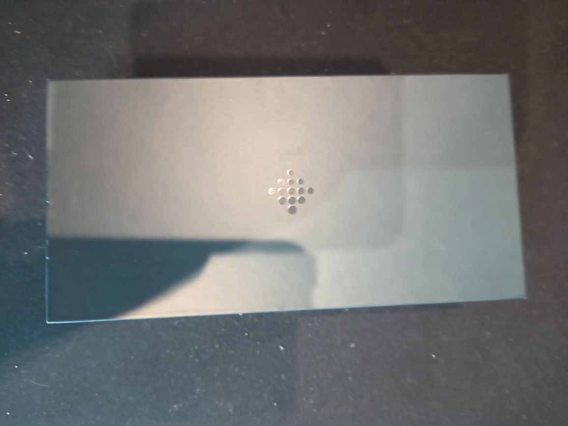 Fitbit versa różowe złoto