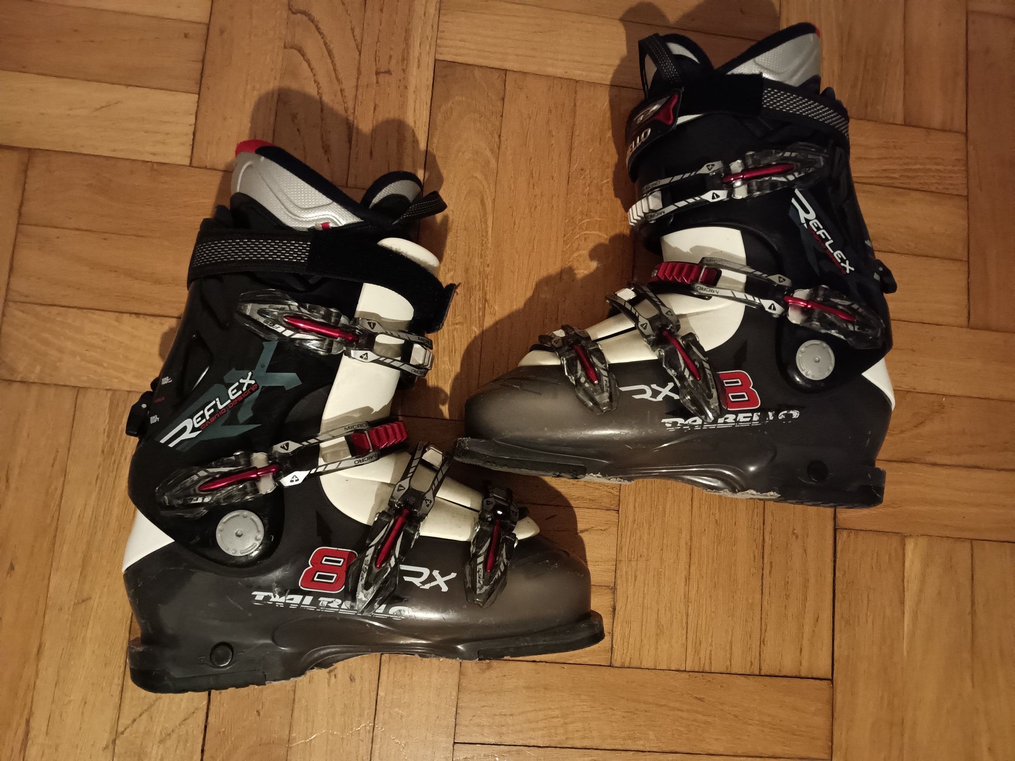 Buty narciarskie rozmiar 42-43 Dalbello