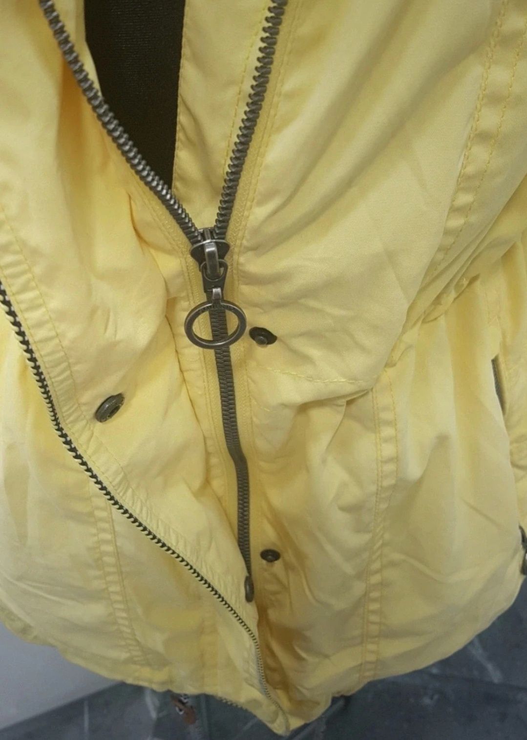 Parka jesienna rozmiar M Squesto sklep 600 zł