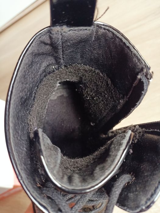 Buty botki trzewiki dziewczęce czarne lakierowane 29