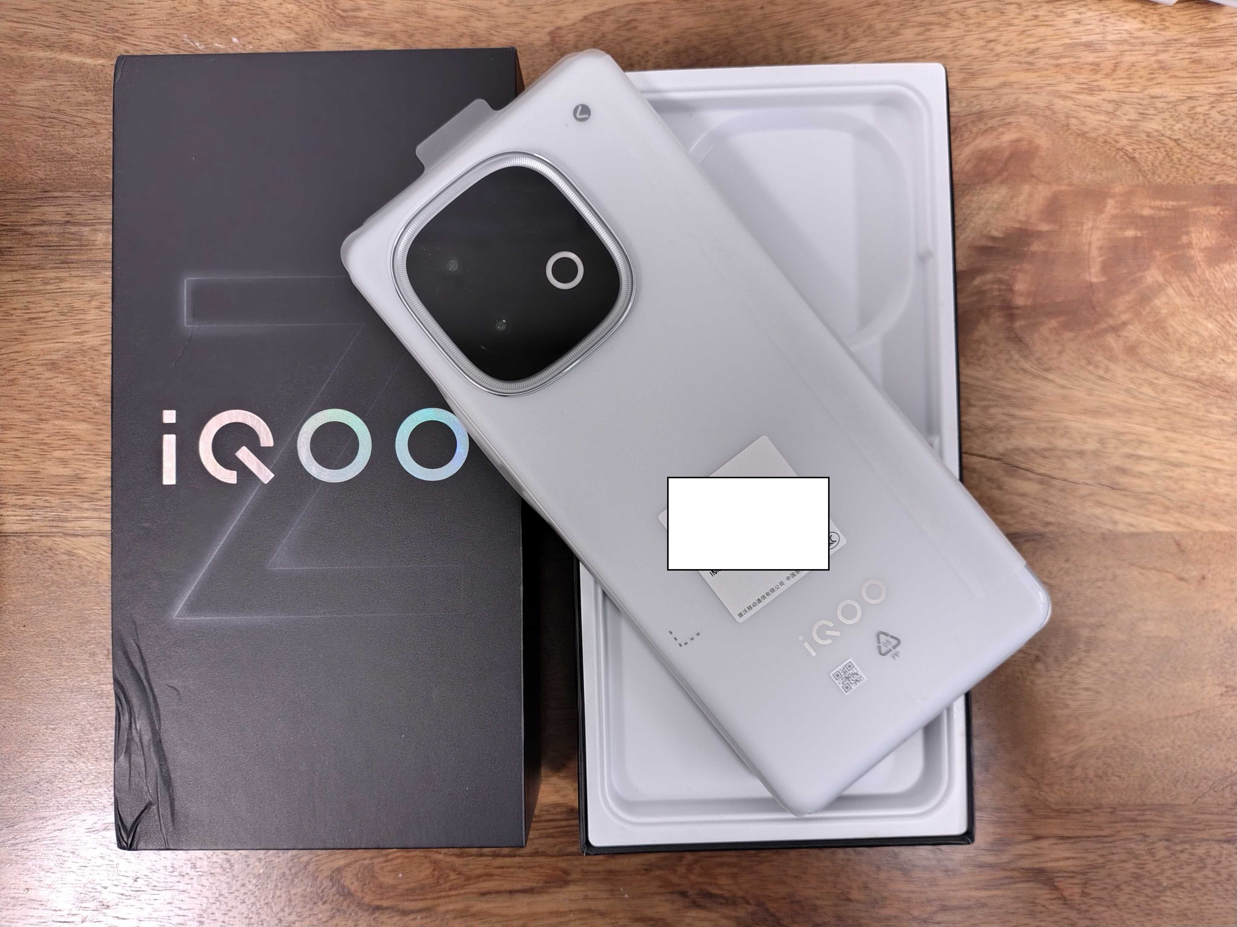 Vivo IQOO Z10 Turbo Pro - 16GB/512GB + OFERTAS