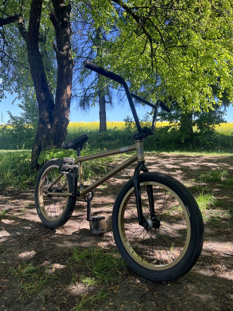 Топовий bmx street на bsd odyssey shadow mutiny