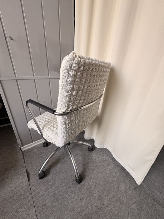 Розпродаж меблів у студію краси б/у. Полтава