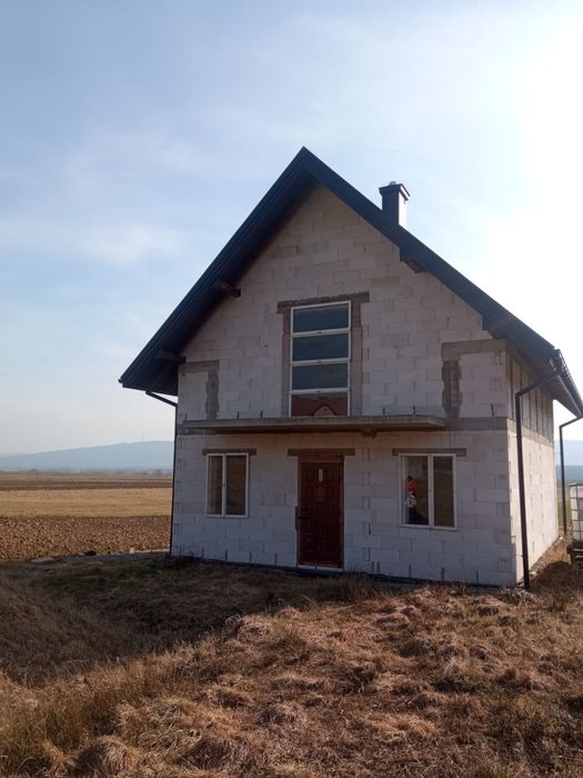 Dom w stanie surowym otwartym z działką rolno- budowlaną